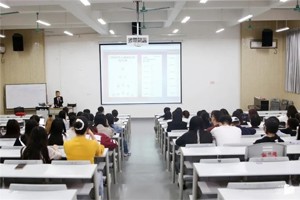 人文学院举办2021届毕业生第二次就业招聘宣讲会