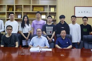 严格把关，提升质量——人文学院2021届本科毕业论文答辩顺利完成