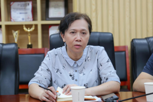 校党委常委、总会计师韦春灵带队到人文学院开展2023年秋季学期开学检查指导工作