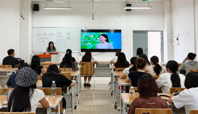 人文学院组织开展“运河里的中国”思政大课学习活动